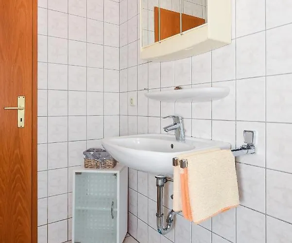 Trautes Heim * 贝塞尔